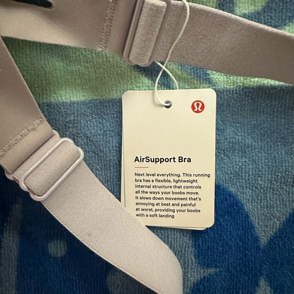 lululemon athletica Women's Blush Sports Bra - Picture 3 of 4